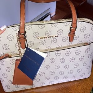 New Adrienne Vittadini Purse
